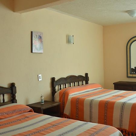 Hotel Restaurante Los Arcos Tlalpujahua Екстер'єр фото